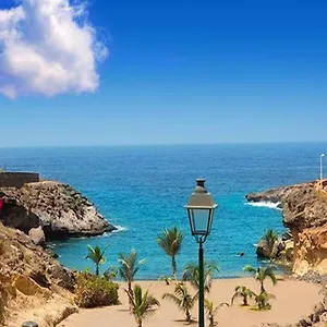 Premium Paradise - Balcony Sea & Pool Views - Rated Apartamento